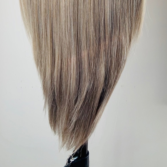 A Gorgeous Long Straight Ombre Steel Grey Lace Front Wig - Picture 16 of 16